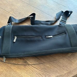 Caraa x Athleta Neoprene Yoga Mat Bag (Black)